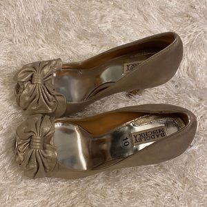 Badgley Mischka Gold Dinner Shoes